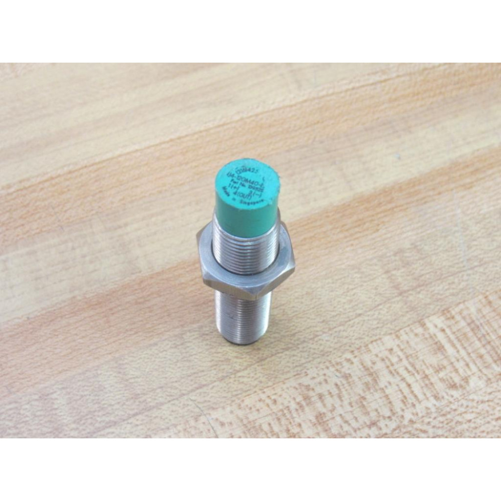 Pepperl + Fuchs NJ4-12GM40-E2-V1 Inductive Sensor 13952S - Used Pepperl + Fuchs NJ4-12GM40-E2-V1 Inductive Sensor 13952S - Used