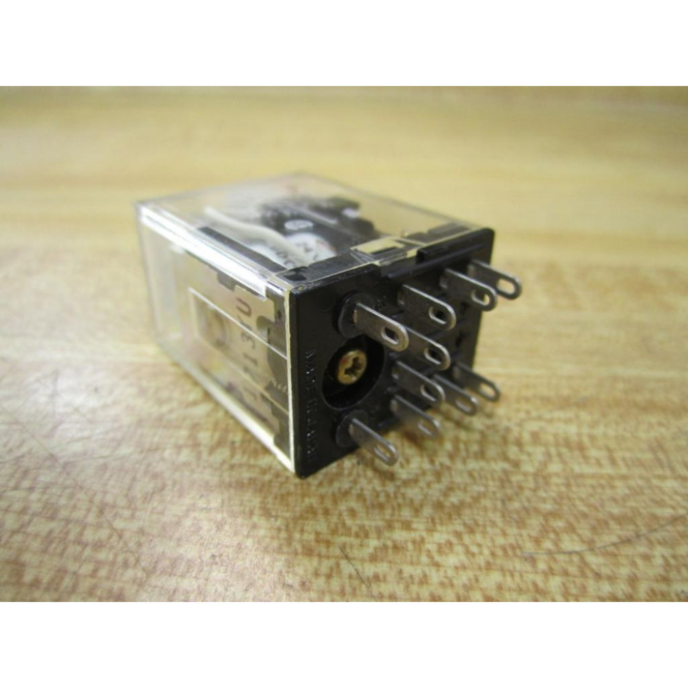 Omron MY2K-US-24V DC Relay MY2K-US-24VDC - Used
