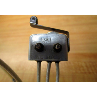 Micro Switch 1SE1 Switch WRoller Lever Arm - Used