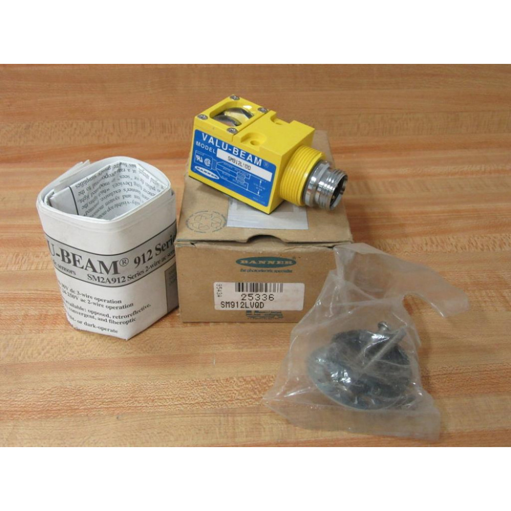 Banner SM912LVQD Photoelectric Scanner 25336 Banner SM912LVQD Photoelectric Scanner 25336