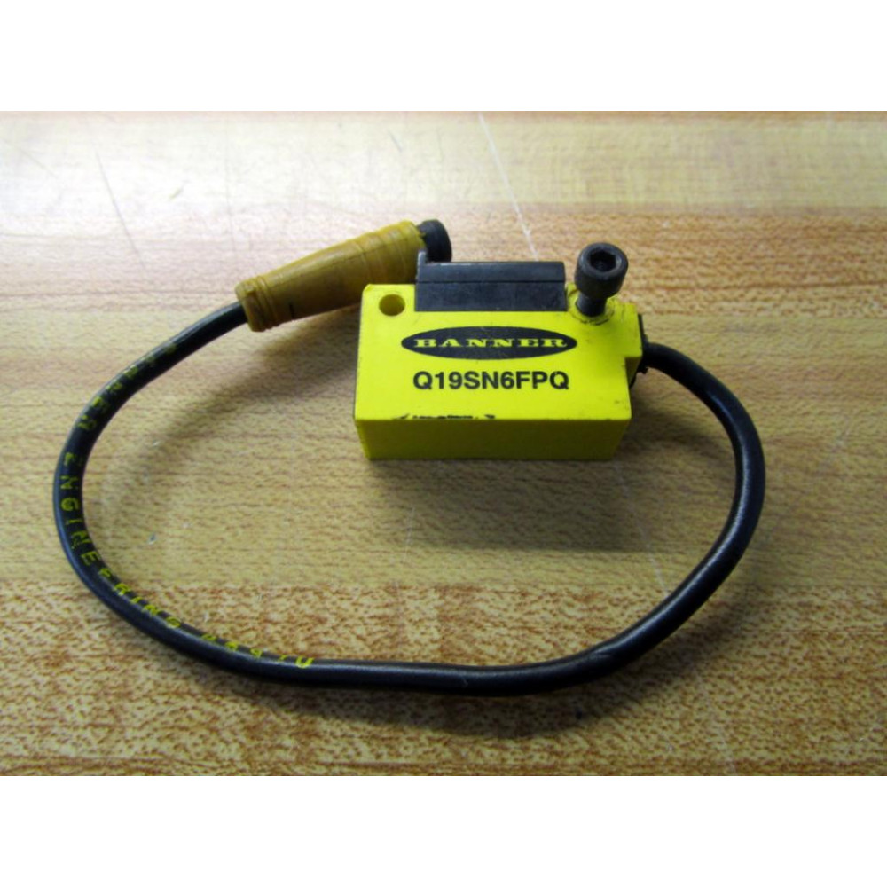 Banner Q19SN6FPQ Photoelectric Sensor - Used