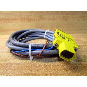 Banner SM2A312LV Photoelectric Sensor 25964 - Used