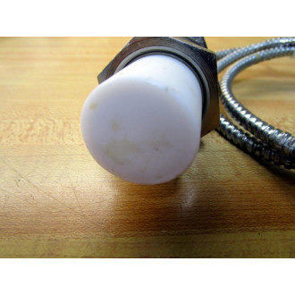 Baumer CFAH 30P32403892 Proximity Sensor CFAH30P32403892 - Used