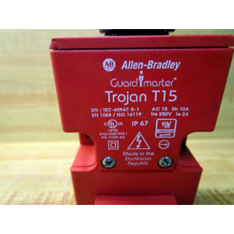 Allen Bradley 440K-T11387 Safety Interlock Switch Trojan T15 Cracked HSNG - Used