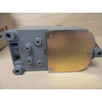 Allen Bradley 801-ASC2-9 Limit Switch wRoller Lever 801ASC29