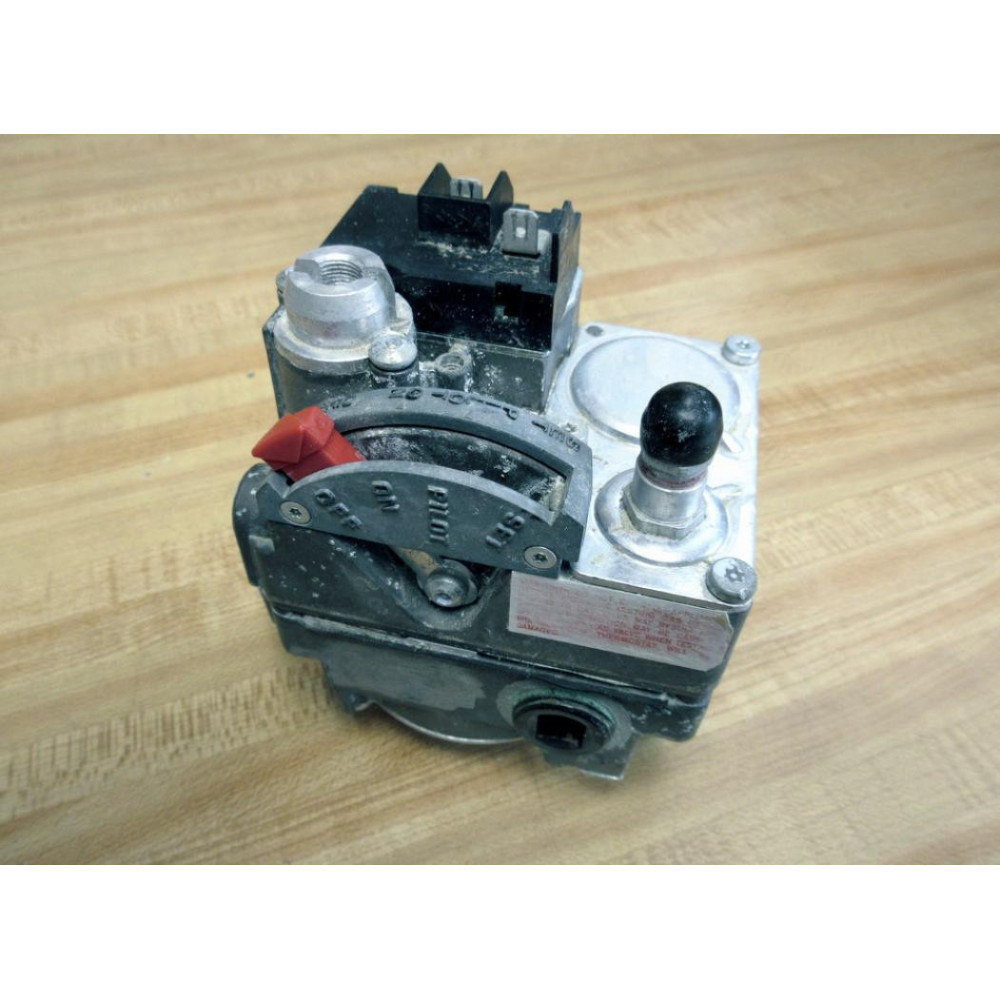 Robertshaw 7200ERCS-2 Gas Valve 720-472 - Used Robertshaw 7200ERCS-2 Gas Valve 720-472 - Used