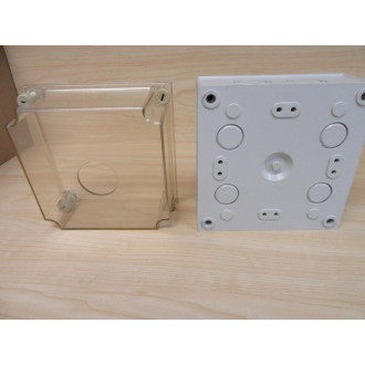 Vynckier 14005 Enclosure - Used