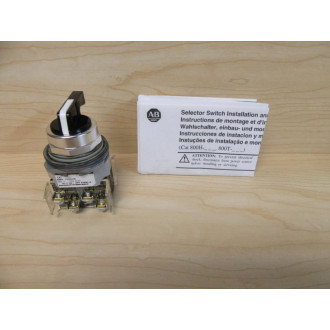 Allen Bradley 800T-J17KU7B Selector Switch - New No Box