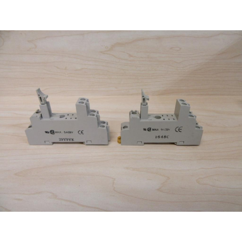 Omron P2RF-08-E Relay Socket P2RF08E (Pack of 2) - Used