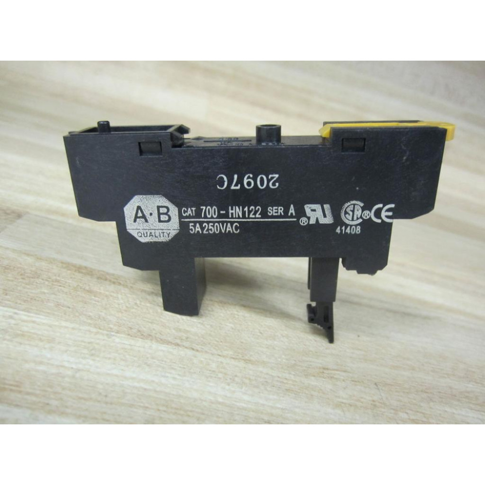 Allen Bradley 700-HN122 Relay Socket 700HN122 - Used Allen Bradley 700-HN122 Relay Socket 700HN122 - Used