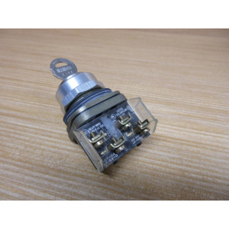 Allen Bradley 800T-E11A Push Button 800TE11A Ser. T w 800T-XA & Key - New No Box
