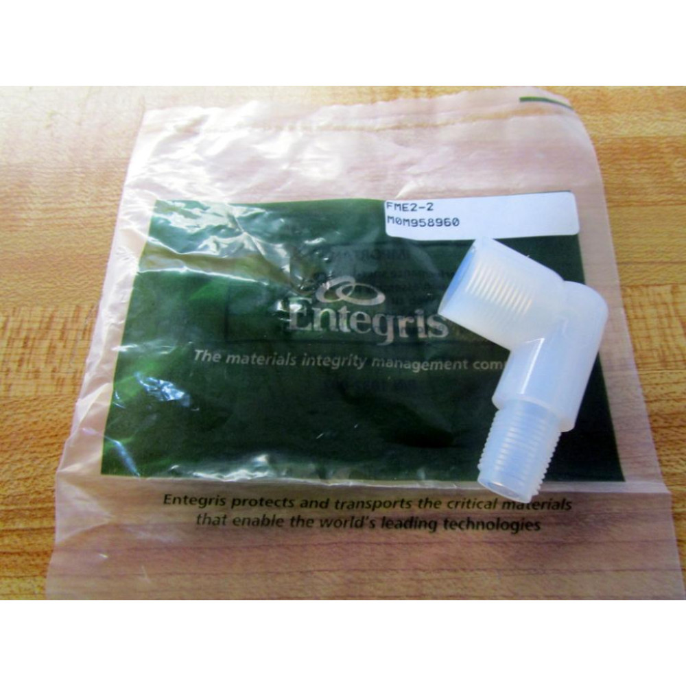 Entegris FME2-2 Elbow Fitting M0M958960 Entegris FME2-2 Elbow Fitting M0M958960