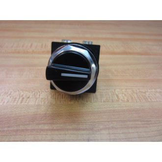 General Electric CR104PSG33B91 3 Pos. Selector Switch GE 4 Screw Terminals