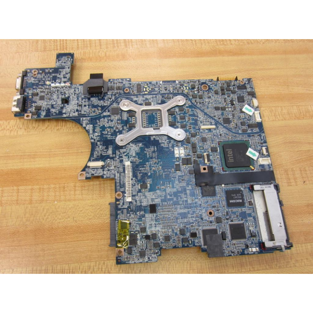 Dell JBL00 LC EX02 E6400 Laptop Mother Bd LA-3805P G637N 2 - Parts Only