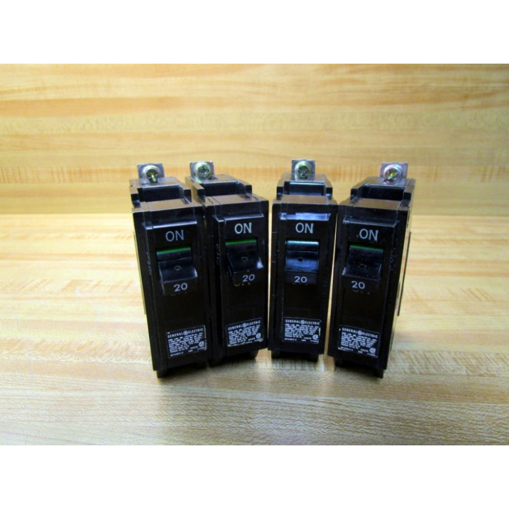 General Electric NP1578012-D Circuit Breaker MG-5985 (Pack of 4) - Used General Electric NP1578012-D Circuit Breaker MG-5985 (Pack of 4) - Used