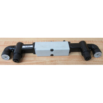 Numatics 122RD100J016W00 Regulator W Dual Control - Used