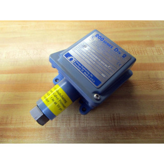 Omega PSW-234 Pressure Switch PSW234 - Used