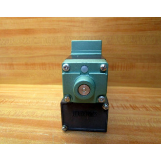 Numatics 252SA400K Valve W(1)228-702B - New No Box
