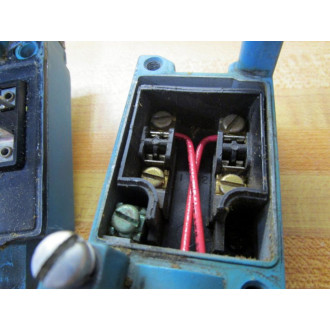 Micro Switch LSA1A Honeywell  Limit Switch Pre-WiredWO Lever - Used