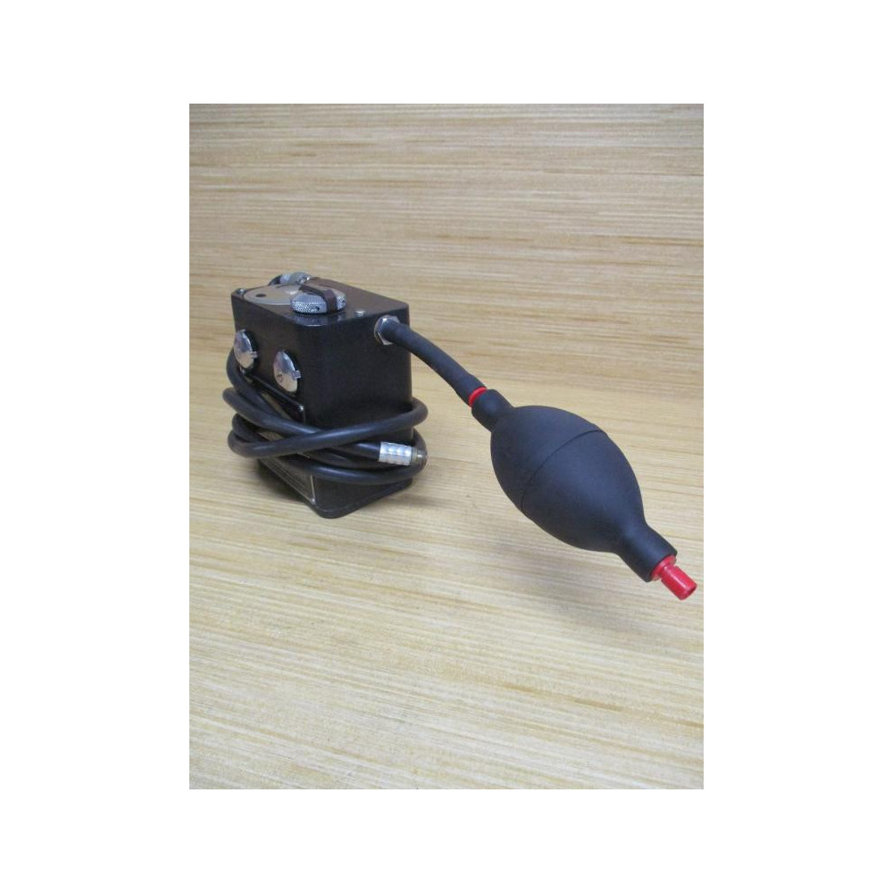 Explisometer M-S-A 89220 Explosimeter Combustible Gas Indicator Model 2A - Used