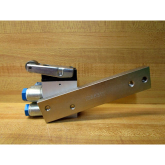 Festo ROS-3-18 Roller Lever Valve WMount 04157 1588311 Festo ROS-3-18 Roller Lever Valve WMount 04157 1588311