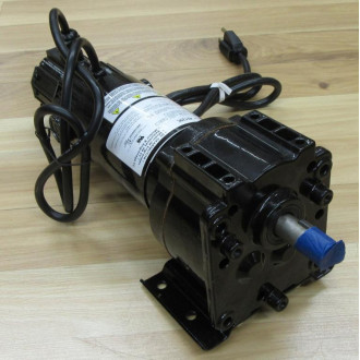 Dayton 4Z129C Gearmotor 2PUX3 WSpeed Control