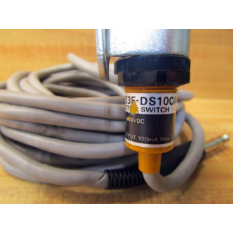 Omron E3F-DS10C4-30 Photoelectric Switch E3FDS10C430 Small Tear In Cable - Used