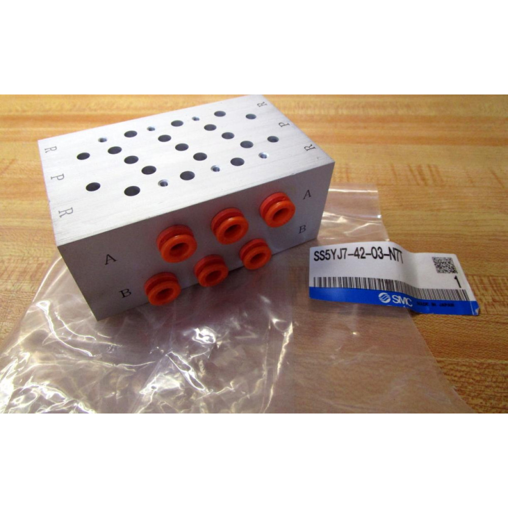 SMC SS5YJ7-42-03-N7T Manifold SS5YJ74203N7T