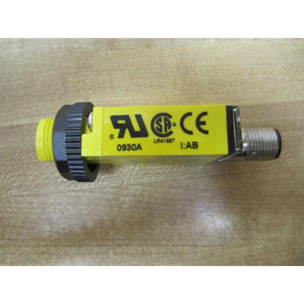 Sensor Mini Beam Banner SM312LVQD Photoelectric Mini Beam Scanner - New No Box