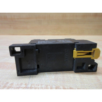 Cutler Hammer D7PA2 Relay Socket (Pack of 2) - Used