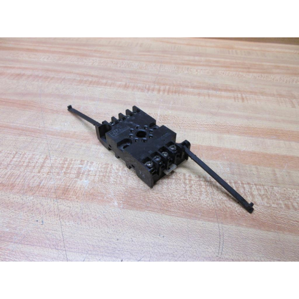 Fuji Electric TP28X-UL Relay Socket TP28XUL - Used