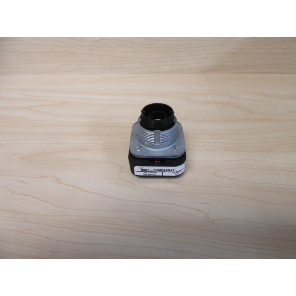Allen Bradley 800T-FXMQ24GA7 Green Push Button 800TFXMQ24GA7 Core Only - New No Box Allen Bradley 800T-FXMQ24GA7 Green Push Button 800TFXMQ24GA7 Core Only - New No Box