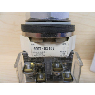 Allen Bradley 800T-H3107A Selector Switch - Refurbished