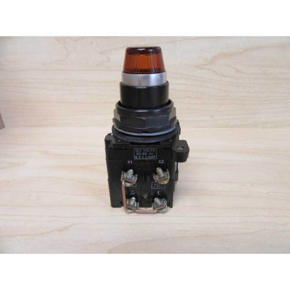 Cutler Hammer 10250T232N Pretest Push Button Switch Amber - New No Box