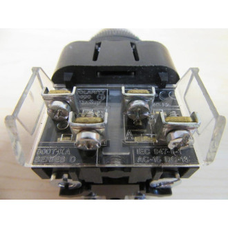 Allen Bradley 800H-16JRG2KB7AX Selector Switch - New No Box