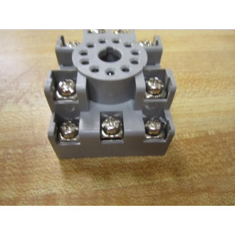 Square D 8501 NR62 8501NR62 Relay Socket 300VAC 10AMP - Used