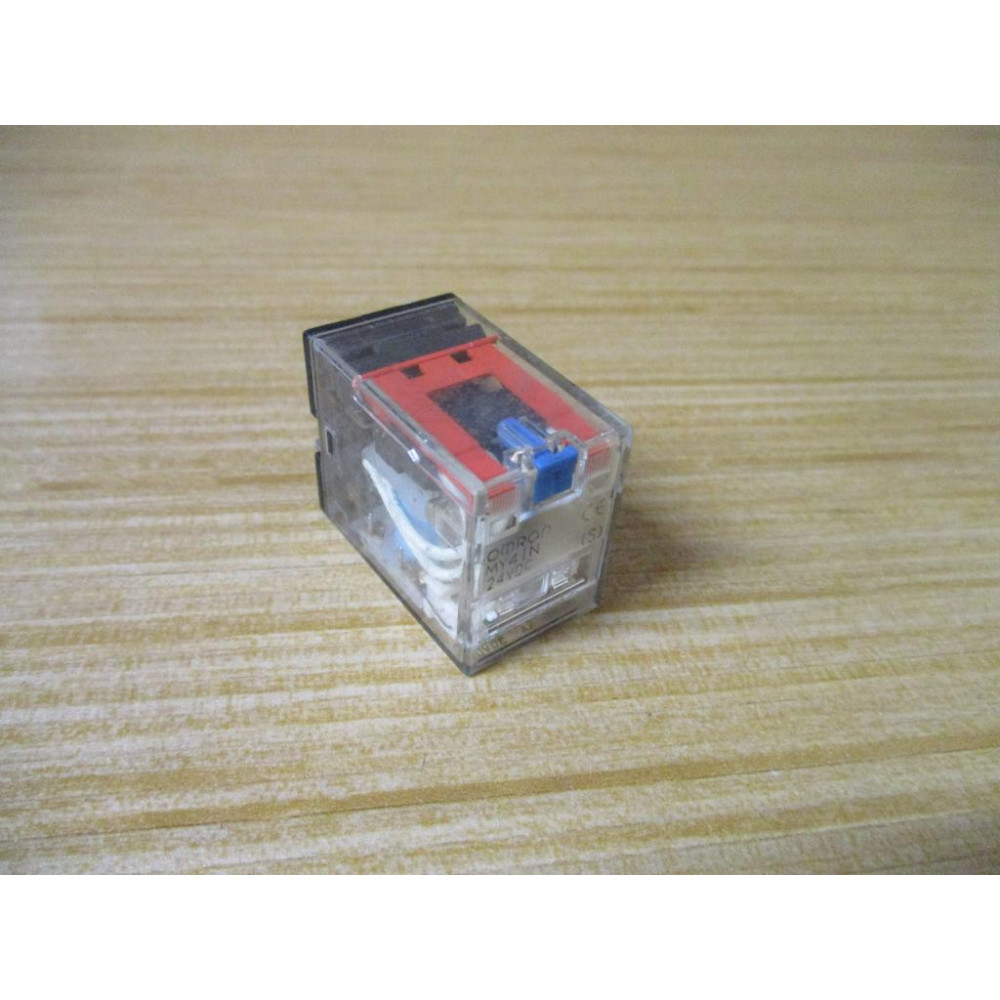 Omron MY4IN-DC24(S) Relay MY4IN-24VDC(S) - Used