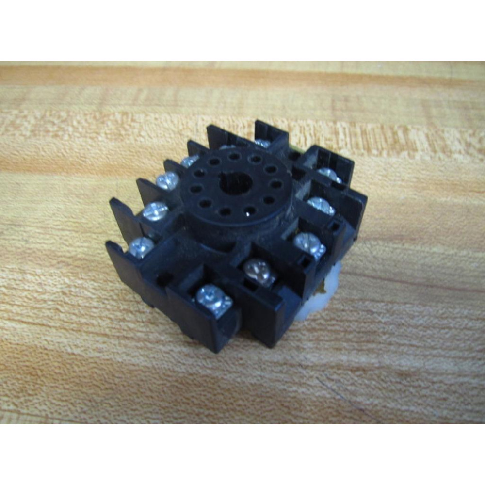 Allen Bradley 700-HN126 Relay Socket 700HN126 Black - Used