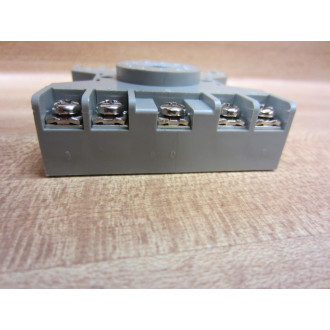 IDEC SR3P-06 Relay Socket  SR3P06 - New No Box