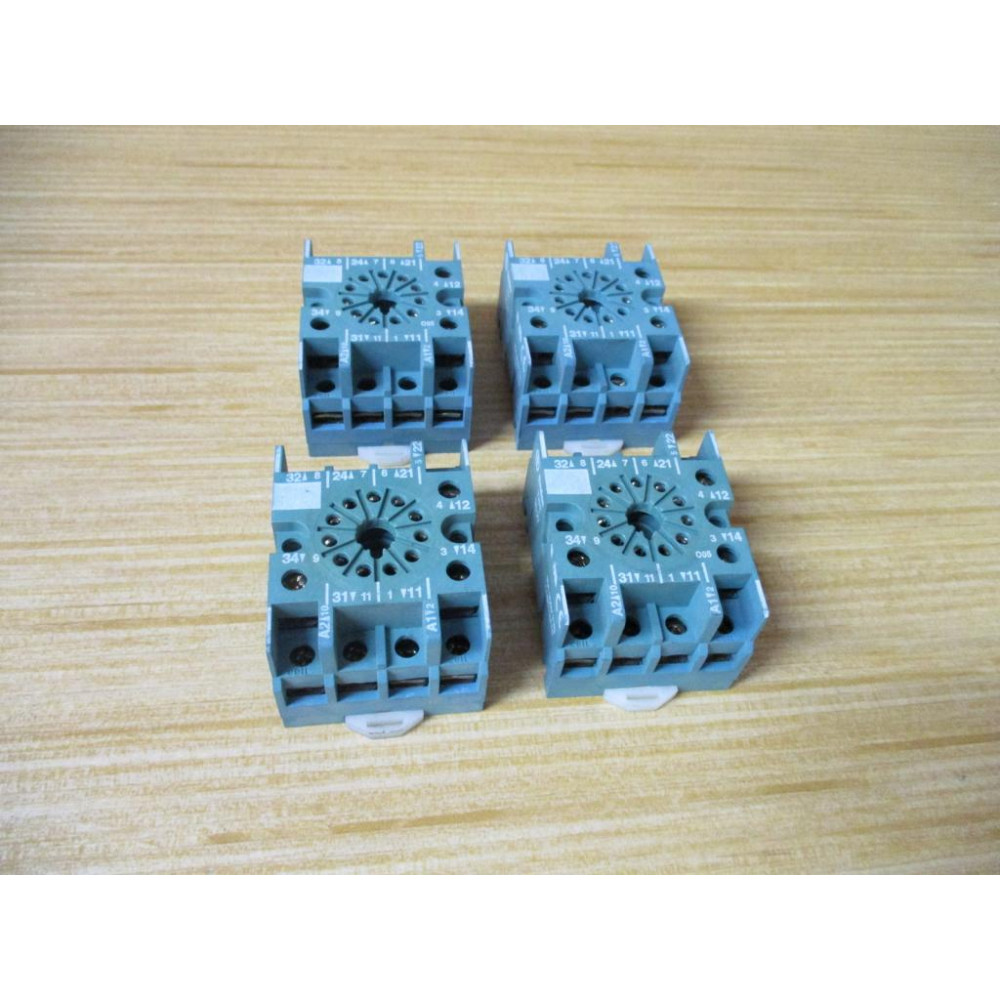 Finder 90.27 Socket Screw Terminal 9027 (Pack of 4) - Used