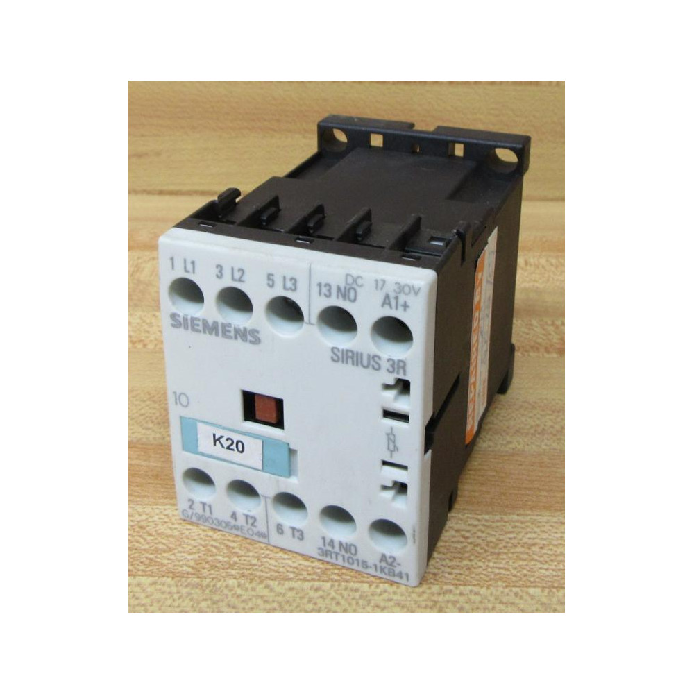Siemens 3RT1015-1KB41 Contactor 3RT10151KB41 - Used Siemens 3RT1015-1KB41 Contactor 3RT10151KB41 - Used