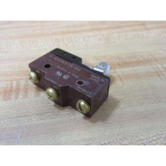 Omron X-10GW375-B6 Basic Switch wRoller Lever X10GW375B6 - New No Box