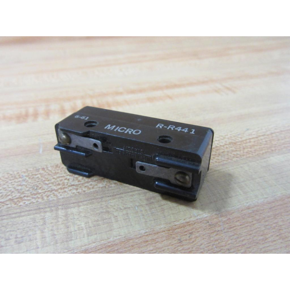 Micro Switch R-R441 Basic Switch wPin Plunger RR441 - New No Box