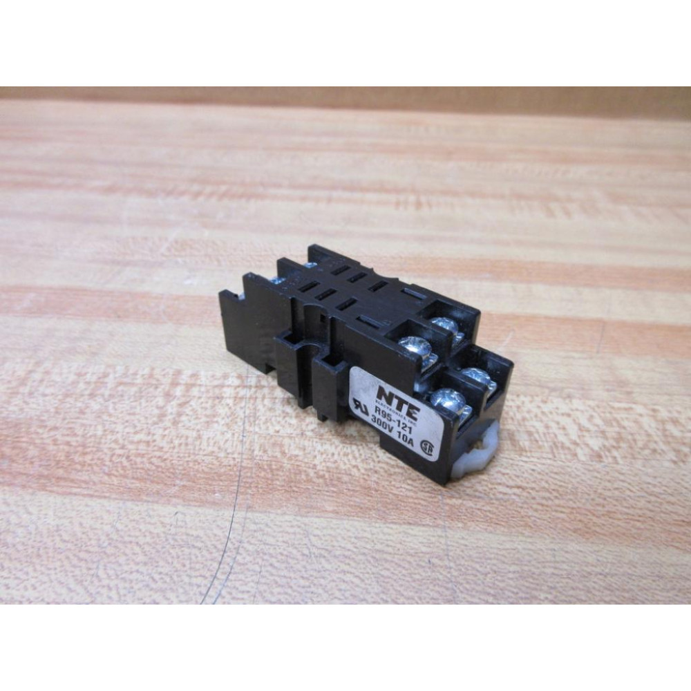NTE Electronics, R95-121 Relay Socket R95121 - New No Box