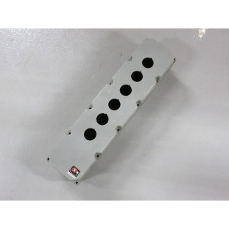 Eaton 10250TE34 Pushbutton Enclosure N6 WHardware 6 Holes - Used