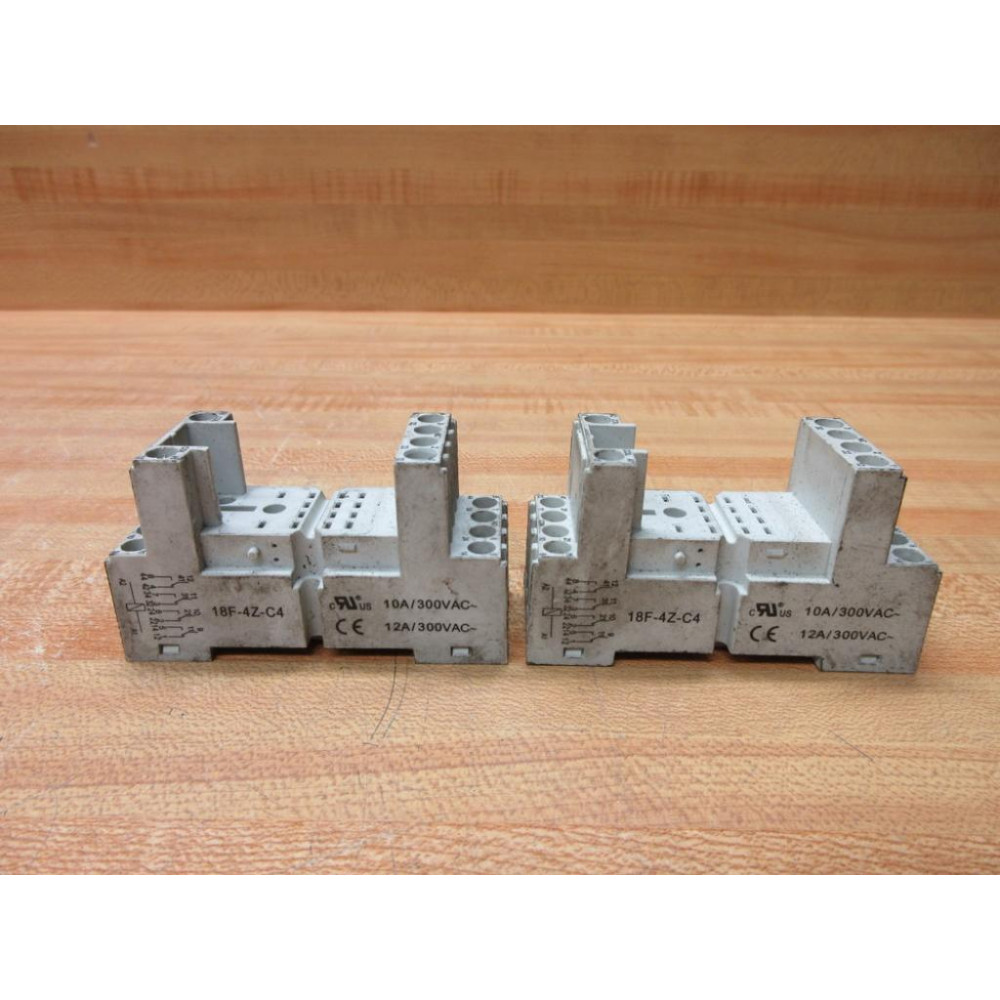 18F-4Z-C4 Relay Socket 18F4ZC4 (Pack of 2) - Used
