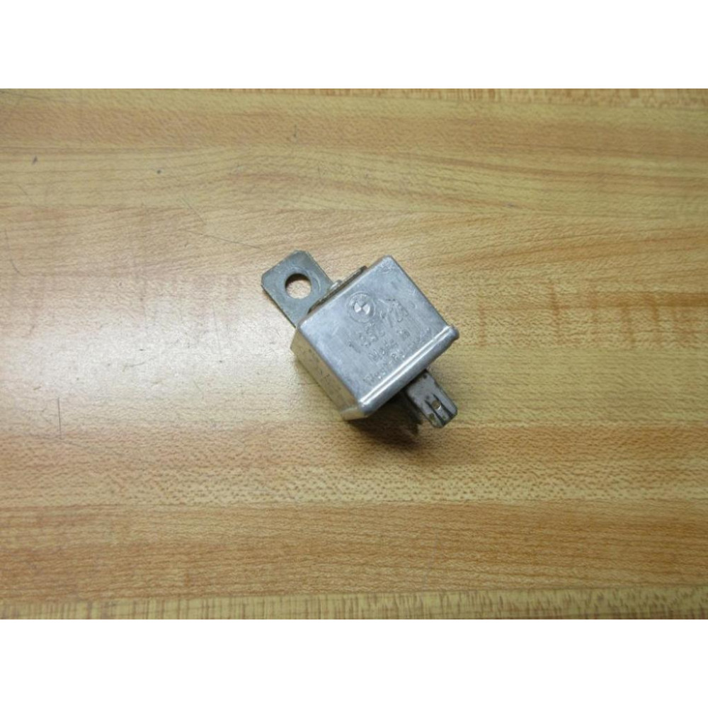 BMW 1-352-726 Relay SS5203-12V - Used