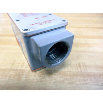 Namco EA700-25000 Snap-Lock Limit Switch EA70025000 WLever - Used
