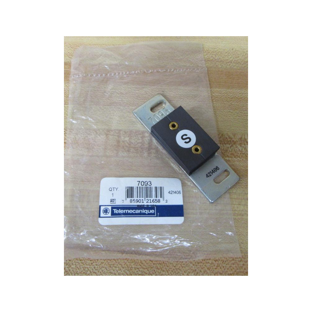 Telemecanique 7093 Magnet Sensor 421406 Telemecanique 7093 Magnet Sensor 421406