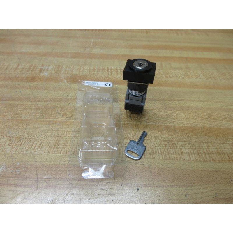 Fuji Electric AH164-JK3C22B Selector Switch